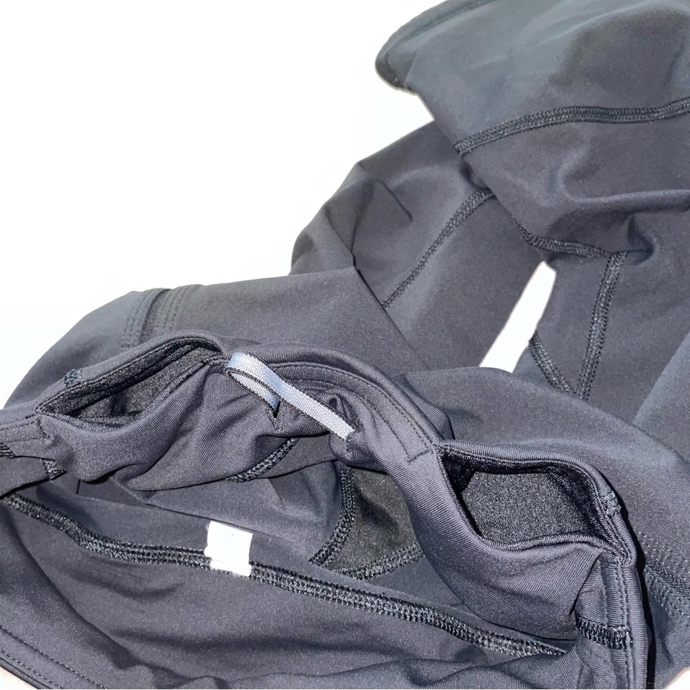Lululemon crop leggings size 2 - Picture 8 of 10
